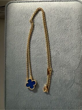 Gold-Plated Blue Clover Pendant Necklace - Women's Jewelry